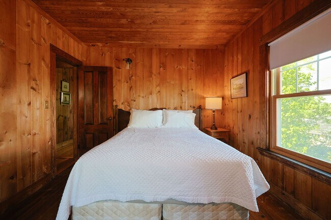 Building Photo - Winter Rental with Views of the Annisquam ...