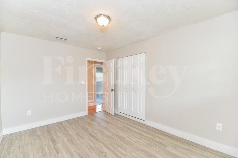 Building Photo - 16941 SW 119th Ct