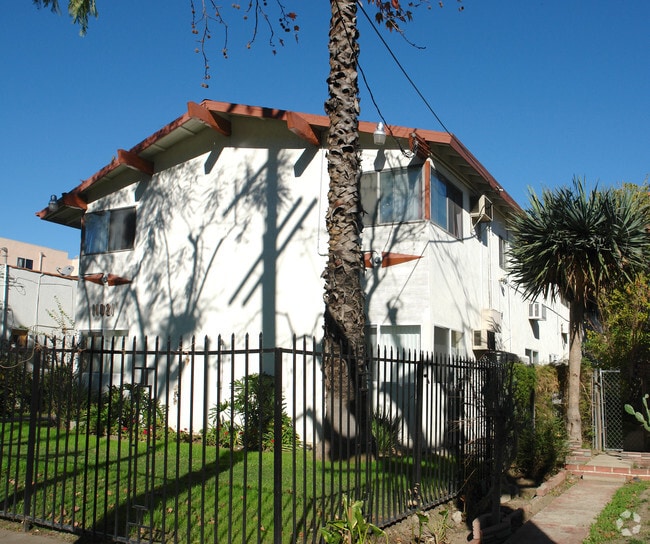 Building Photo - 11021 Hesby St