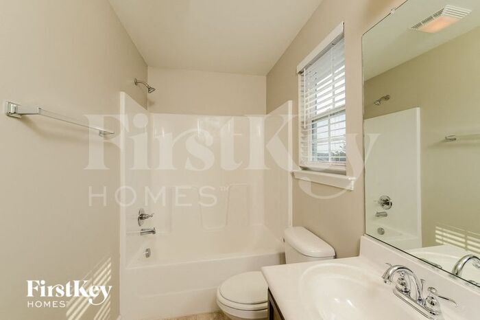 Building Photo - 5507 Misty Hill Cir