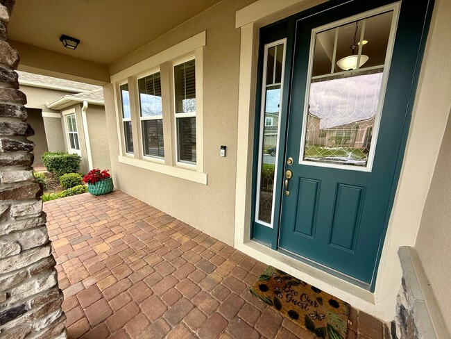 Building Photo - 3/2 Clermont Home w/ Outdoor Kitchen