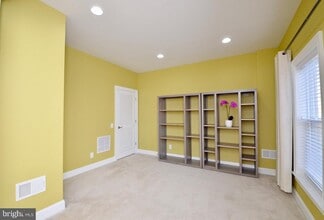 Building Photo - 3053 Waterloo Ln