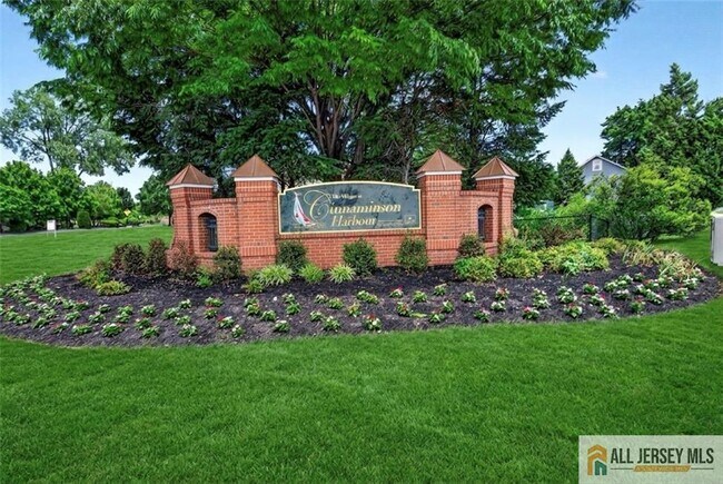 Building Photo - 117 Nathan Dr