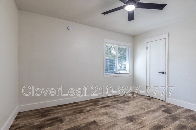 Building Photo - 9631 Ivy Bend St