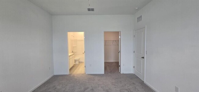 Building Photo - 474 Hennepin Lp