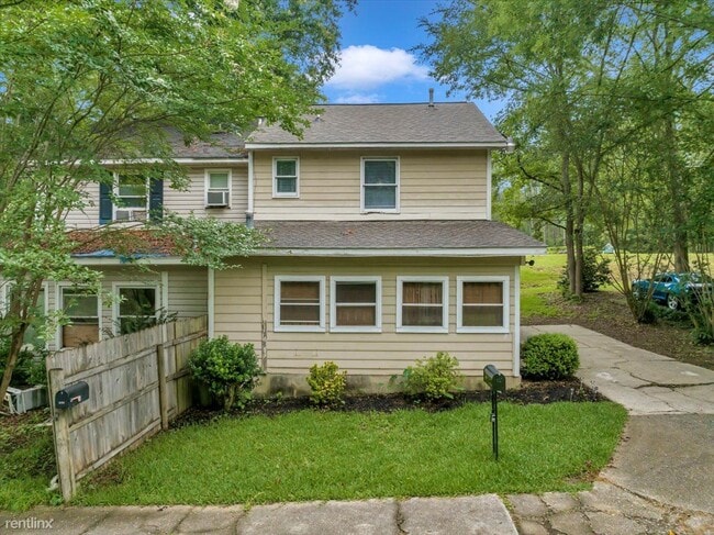 Building Photo - 2 br, 1.5 bath House - 5200 Forsyth Road