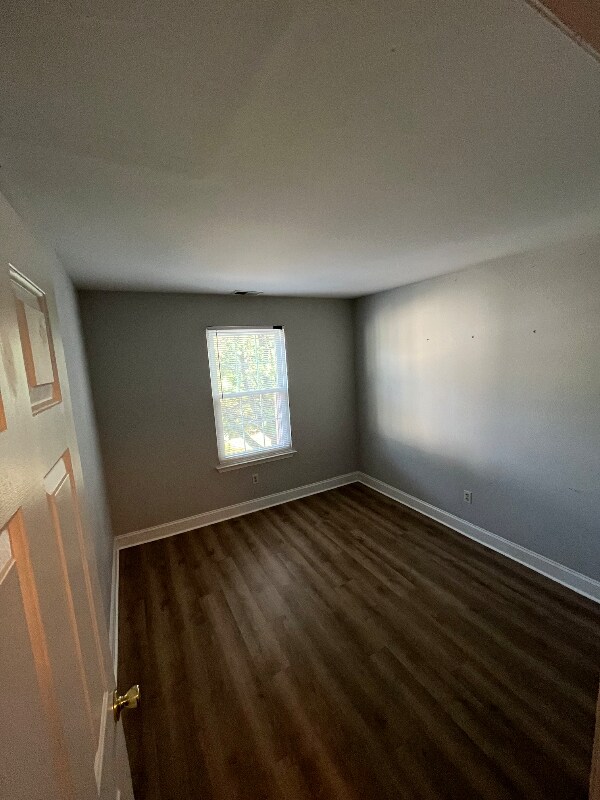Building Photo - 1107 Tristram Cir