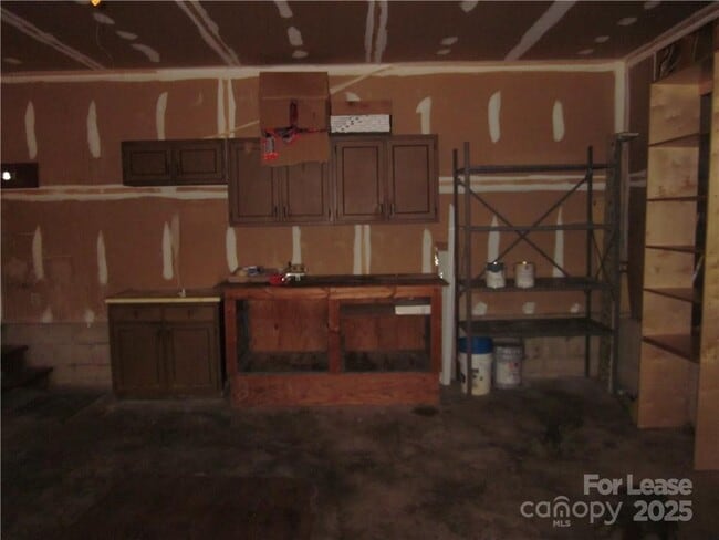 Building Photo - 11411 Misty Valley Ct