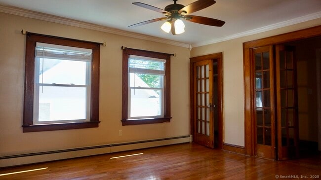 Building Photo - 28 Aiken St