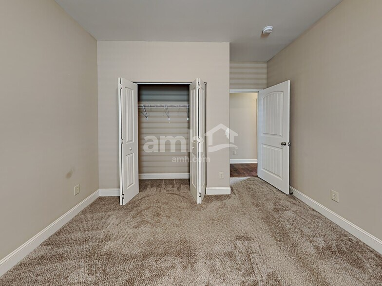 Building Photo - 259 Applehill Way