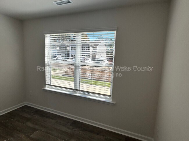 Building Photo - 8515 Beckett Chase Wy