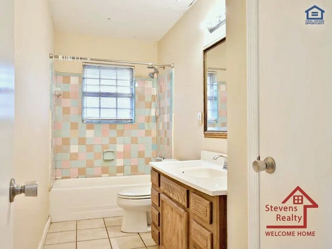 Building Photo - 4175 Willard Dr