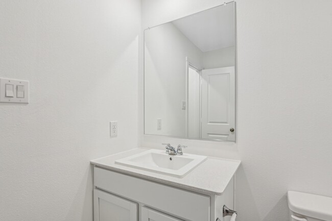 Building Photo - 7913 Rutherford Ln