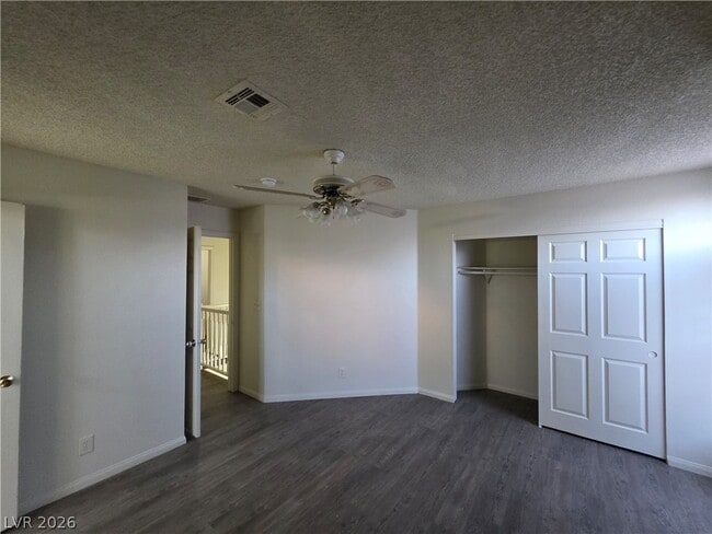 Building Photo - 6561 Avon Ct