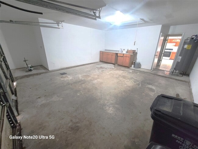 Building Photo - 19318 Quiet Brook Dr