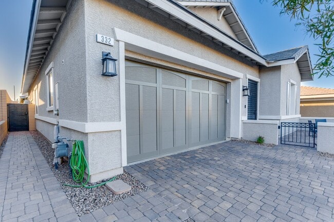 Building Photo - Charming Single-Story in Cadence with Fireplace & Entertainer’s Backyard!