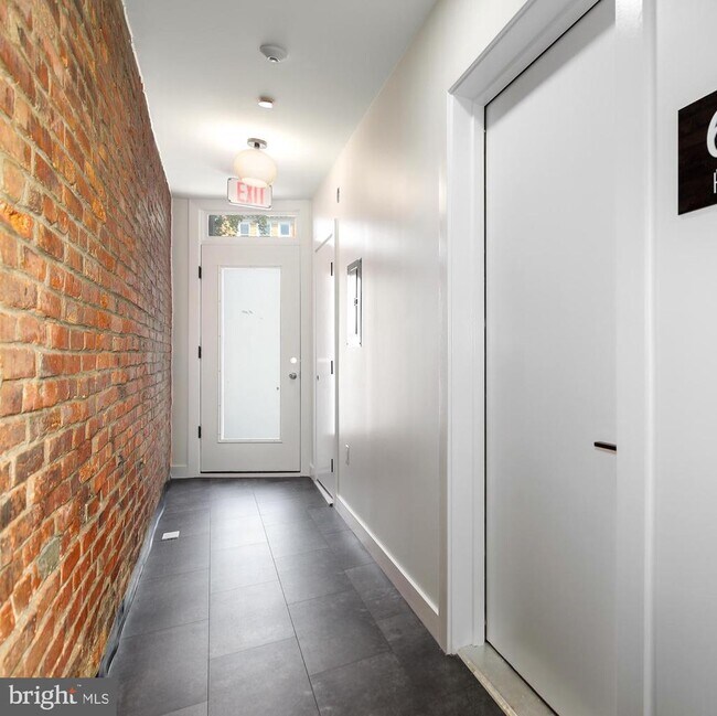 Building Photo - 304 Florida Ave NW