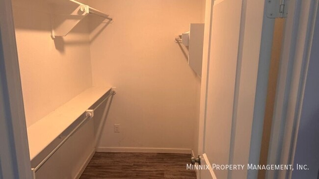 Building Photo - 2142 N Texas Ave