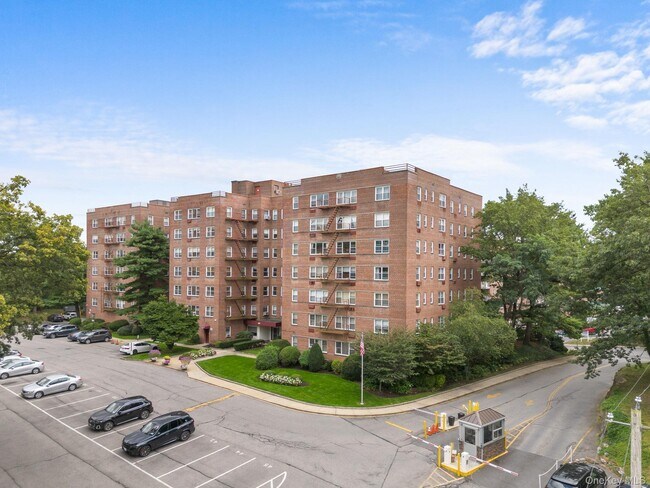 Building Photo - 609 Palmer Rd