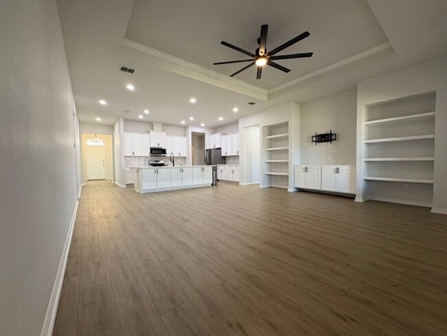 Building Photo - GORGEOUS NEWER HOME NEAR OSO BAY PRESERVE - MILITARY SPECIAL!