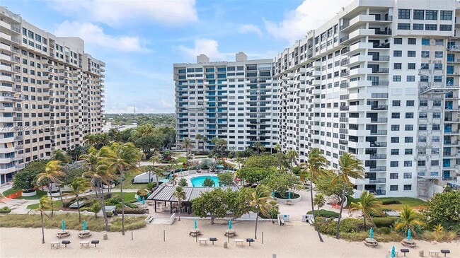 Building Photo - 5100 N Ocean Blvd