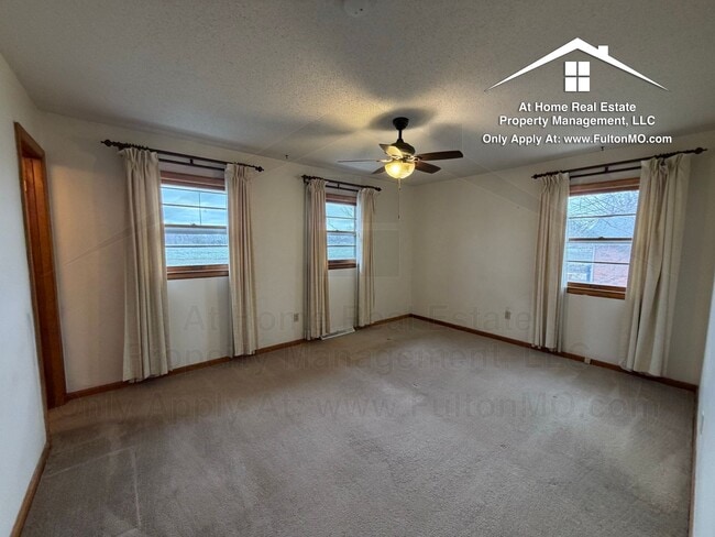 Building Photo - 1803 N School Blvd