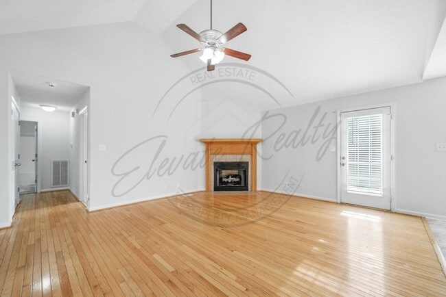 Building Photo - Charming 3 Bedroom Ranch in Clarksville!