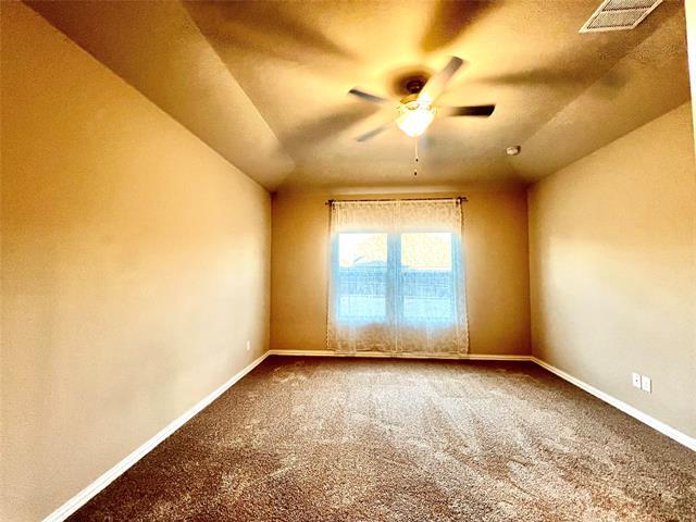 Building Photo - 633 Hidden Cove Dr