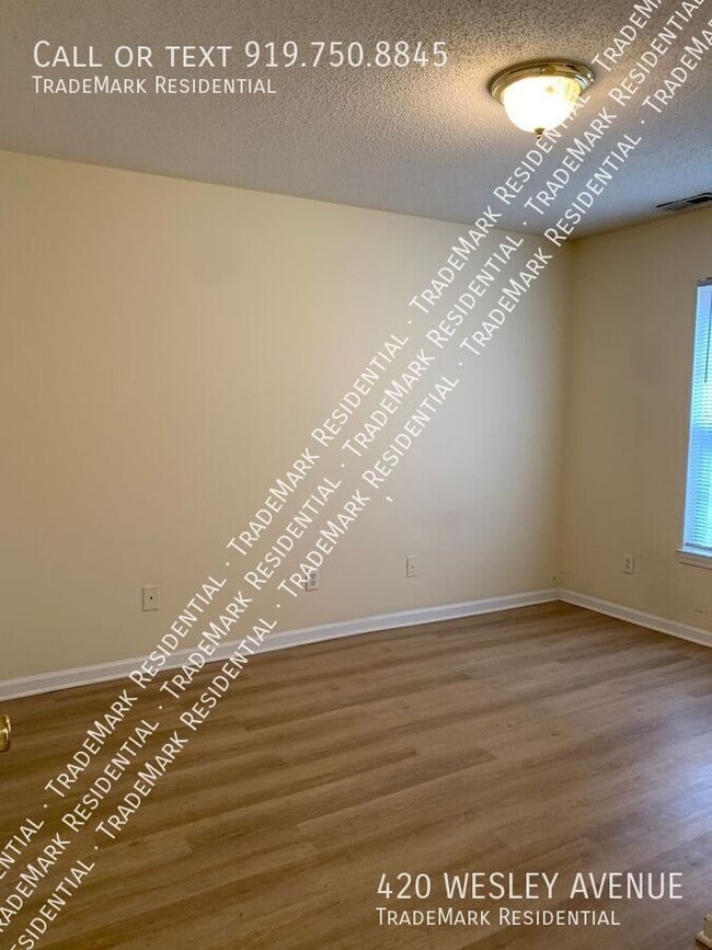Building Photo - 420 Wesley Ave