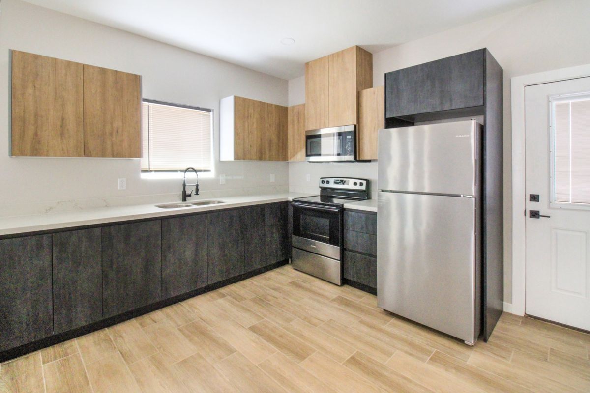 Building Photo - 11003 N 36th Ln