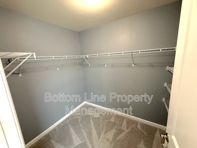 Building Photo - 7562 Red Mulberry Way