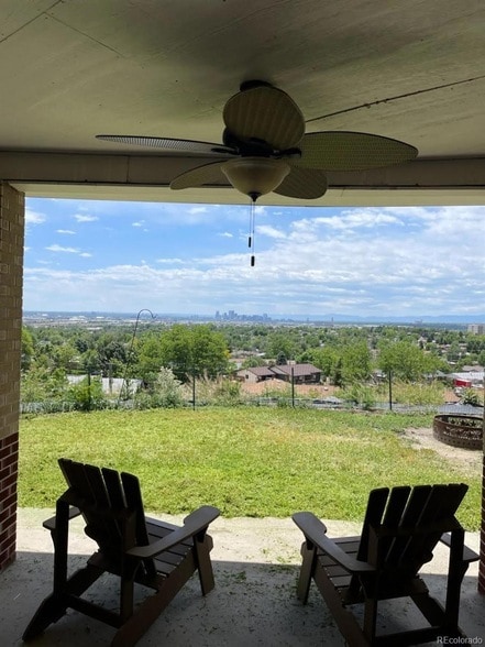 Building Photo - 7966 Elmwood Ln