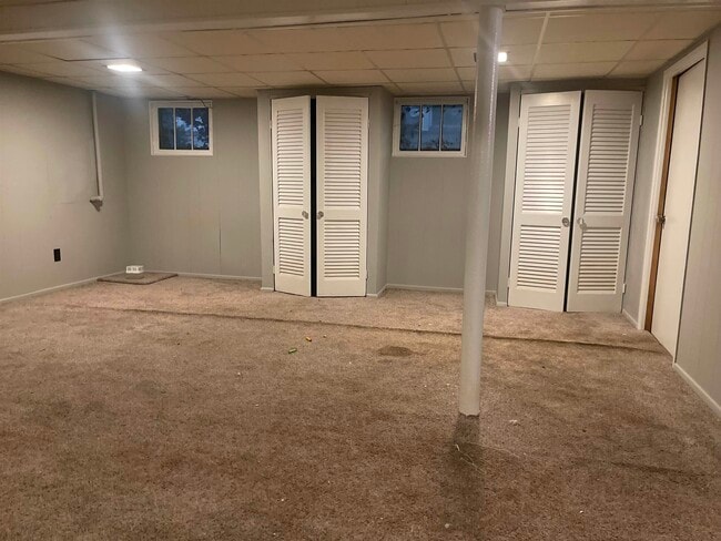 Building Photo - 195 MERSELIS Ave