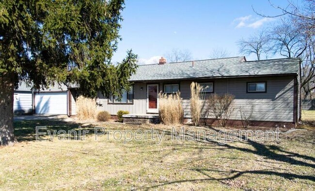 Building Photo - 3 First St