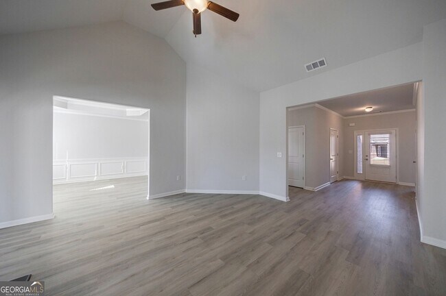 Building Photo - 931 Park Pl St