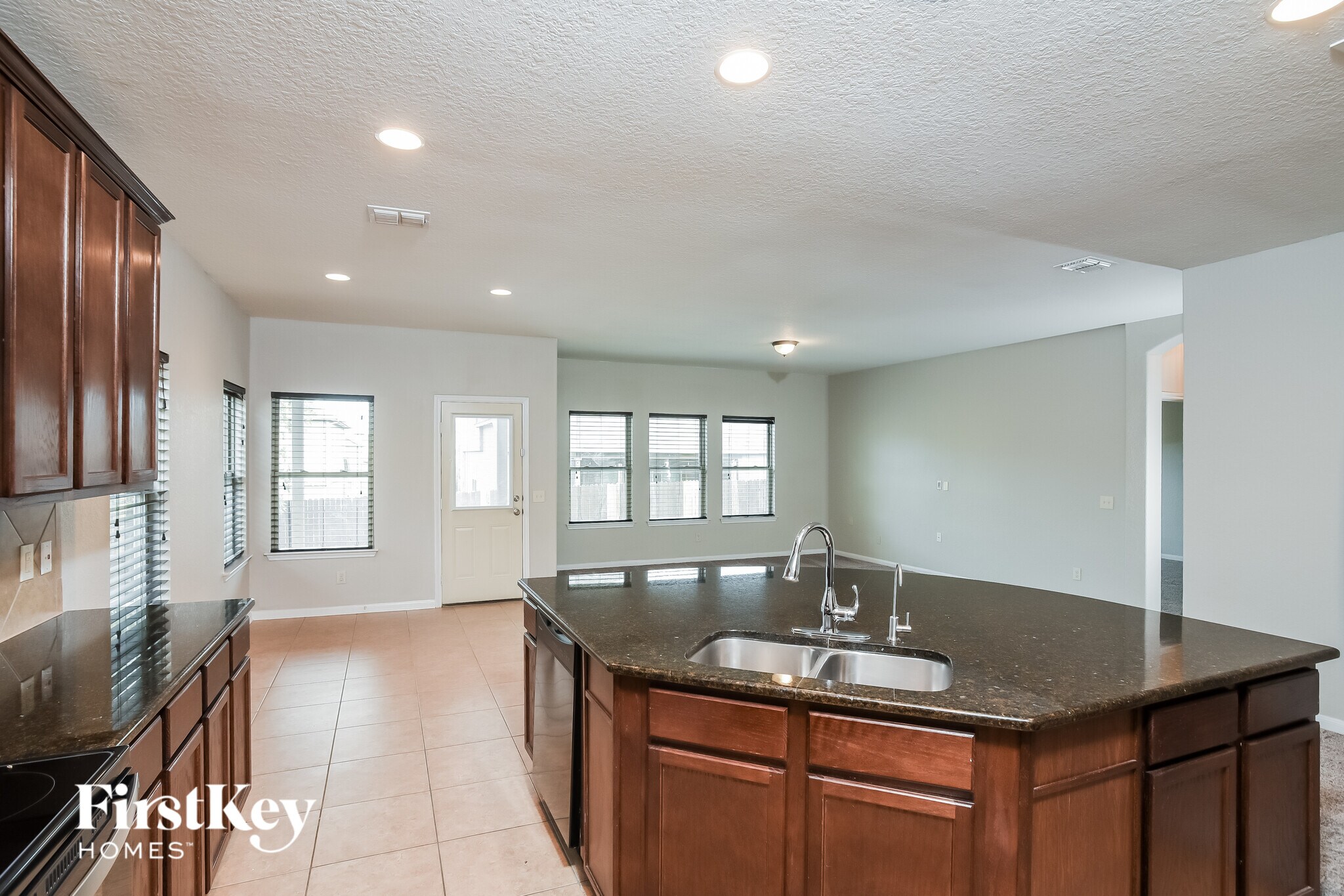 Building Photo - 10523 Branch Post