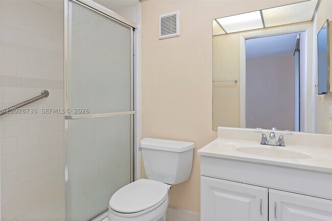 Building Photo - 8760 SW 133rd Ave