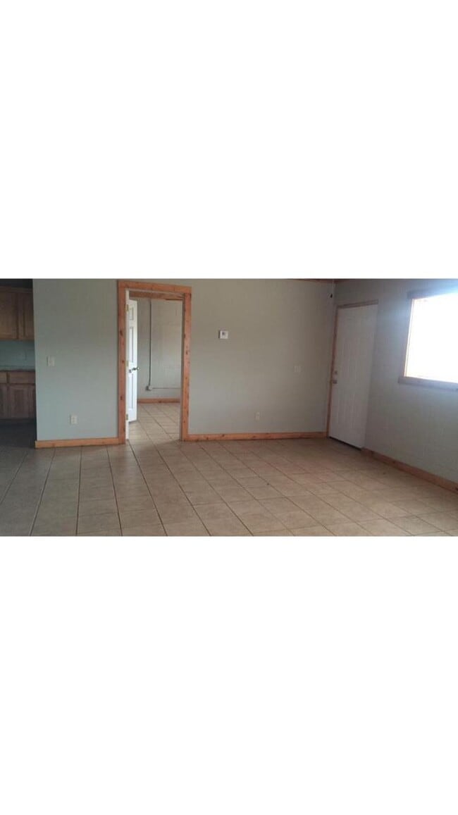 Building Photo - 45196 OK-3E