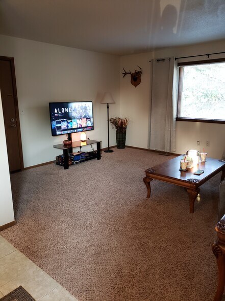 living room - 108 Heather Ln