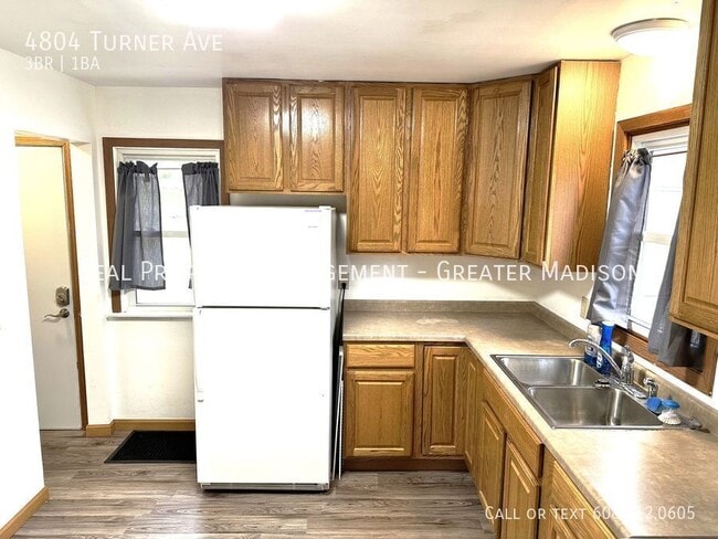 Building Photo - 4804 Turner Ave