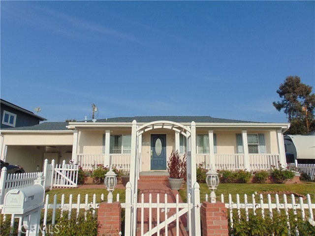 Building Photo - 1401 Kenneth Dr