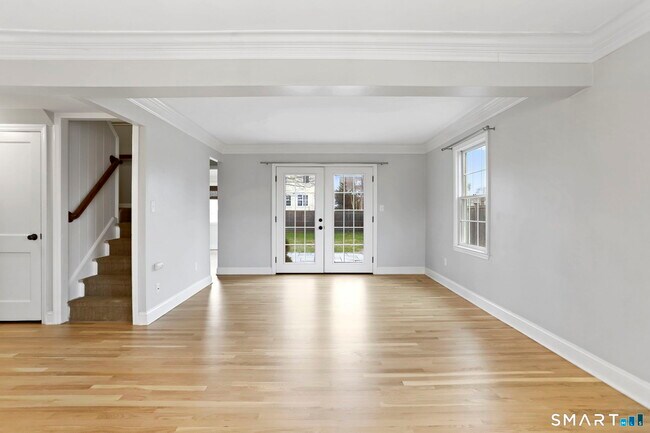 Building Photo - 21 Eunice Ave