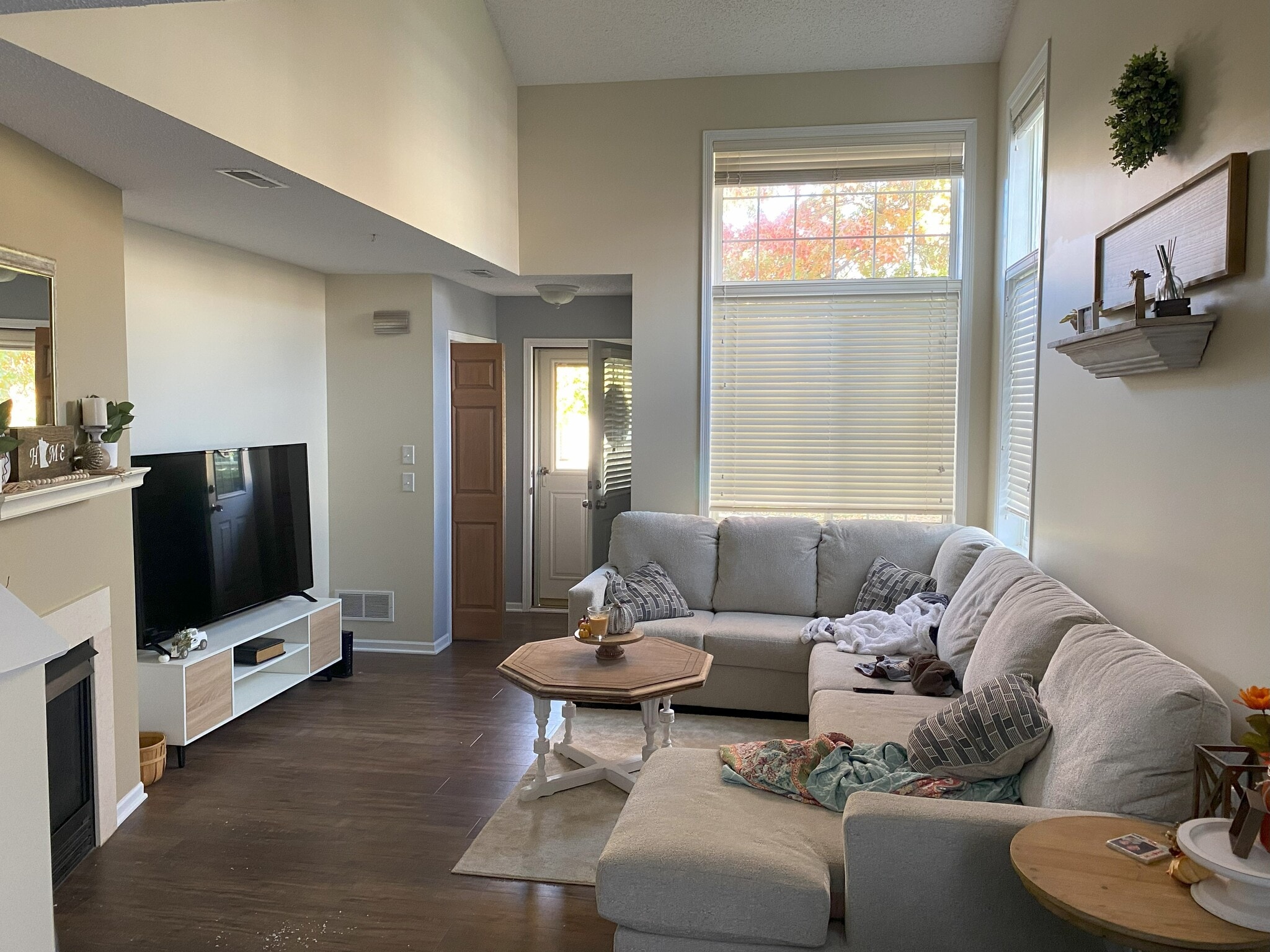 Building Photo - 6410 Lakota Trl