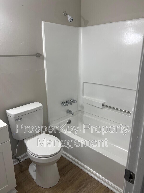 Building Photo - 2428 Palmetto St