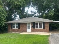 Building Photo - 100 Highland Pl