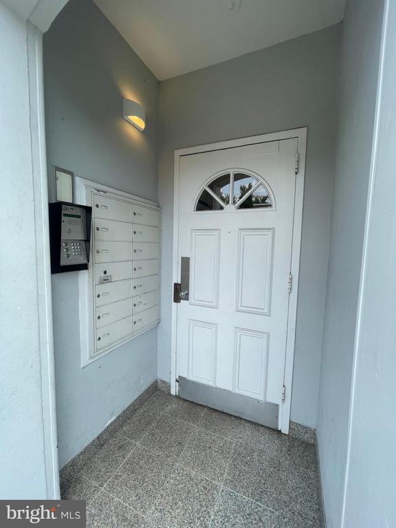 Building Photo - 1815 18th St NW