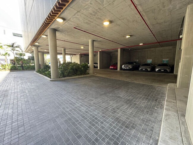 Building Photo - 1/1/1 Located at THE PARK ON KEEAUMOKU, 27...