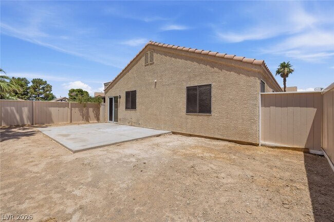 Building Photo - 5797 Dana Rogers Dr