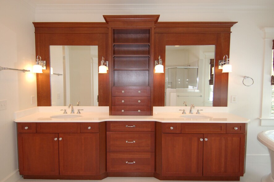 Primary Bath - 1020 Raindipper Dr