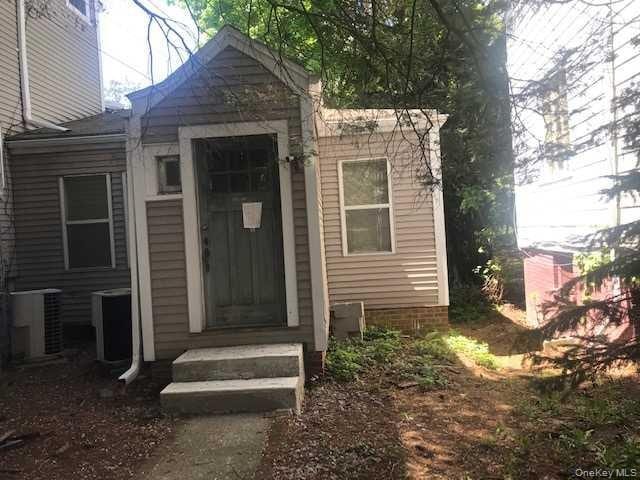 Building Photo - 39 Hooker Ave